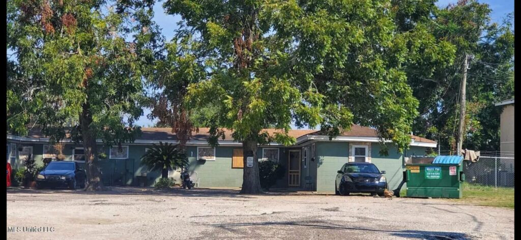 9 Unit MF $200K cash offer; ARV = $285K